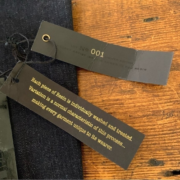 Paper Denim Waxy Resin Jeans Low Rise Flare Coated Dark Wash Jeans Sz 28 - Picture 12 of 12